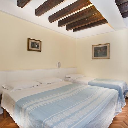Hotel San Fantin Венеция Номер фото